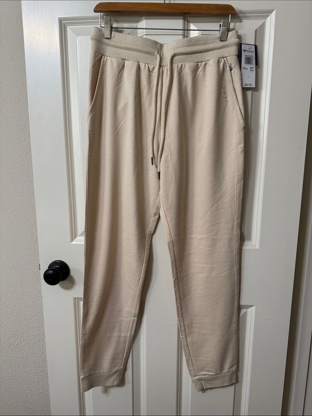 Roxy Women's Beige Jogger Pants